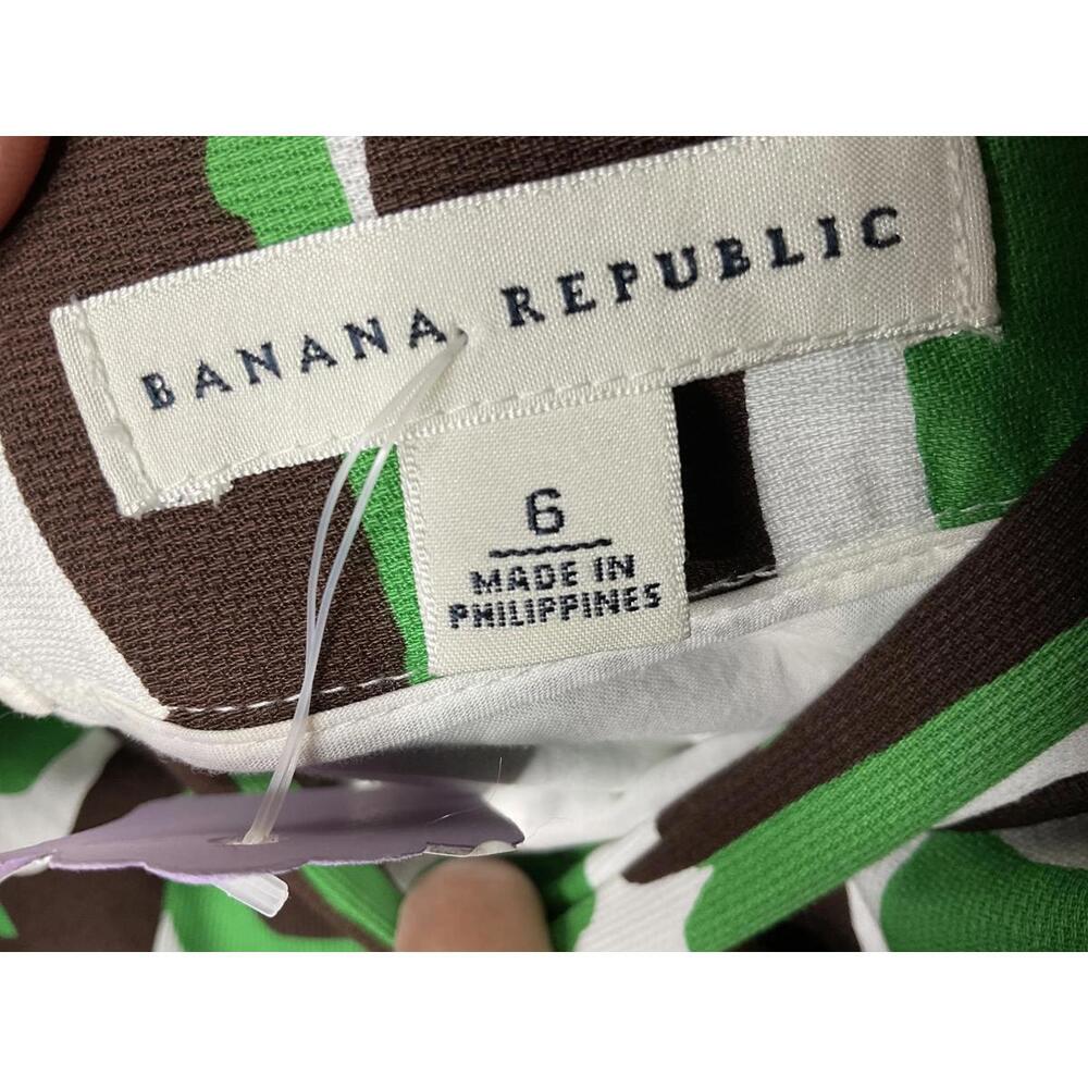 < Banana Republic Geometric Pattern Skirt Size 6 > - Picture 2 of 4